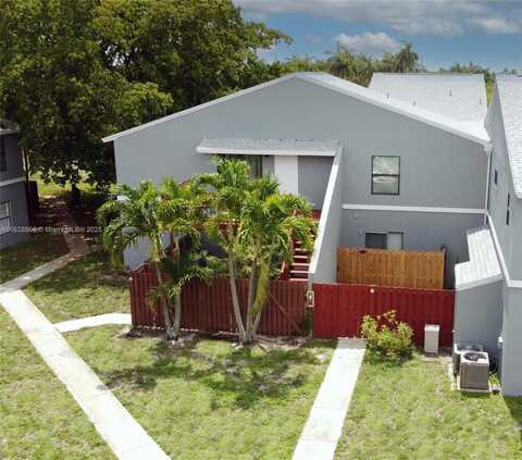22 Crossings Cir, Boynton Beach, FL 33435