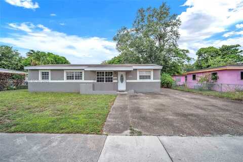 3010 NW 171st Ter, Miami Gardens, FL 33056