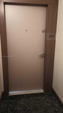 3731 N Country Club Dr, Aventura, FL 33180