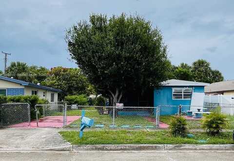 1344 W 10th St, Riviera Beach, FL 33404