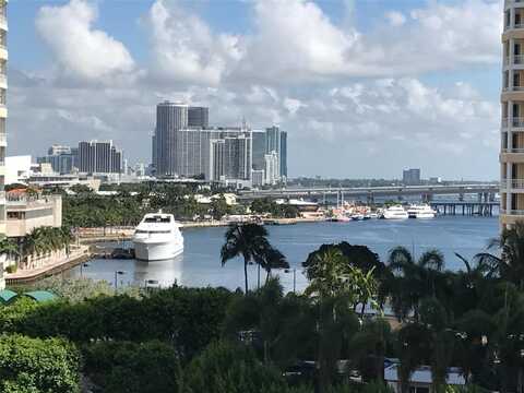 540 BRICKELL KEY DR, Miami, FL 33131