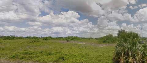 1418 WELLS AVE, Lehigh Acres, FL 33972