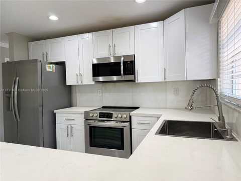 11224 SW 59th Pl, Cooper City, FL 33330