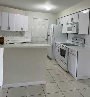 9999 Summerbreeze Dr, Sunrise, FL 33322