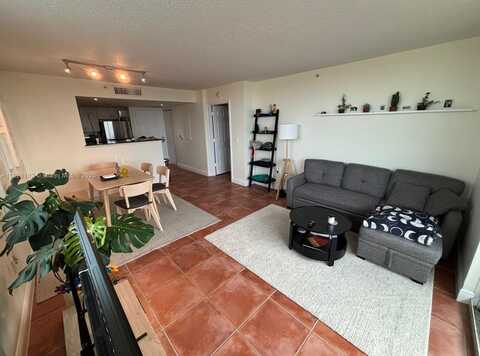 3000 CORAL WAY, Coral Gables, FL 33145