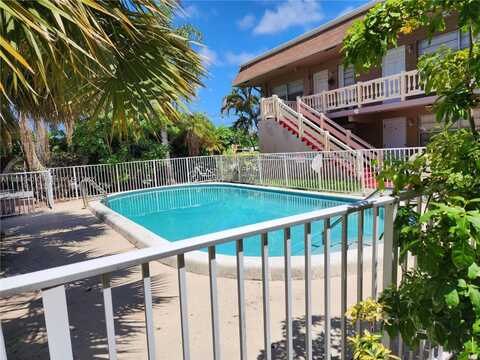 241 SE 9th Ave, Pompano Beach, FL 33060