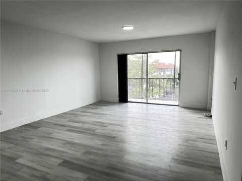 4174 Inverrary Dr, Lauderhill, FL 33319