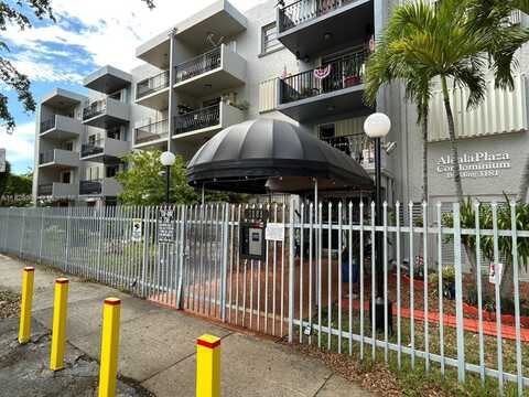 3181 SW 13 St, Miami, FL 33145