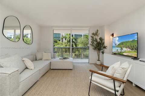 6039 Collins Ave, Miami Beach, FL 33140