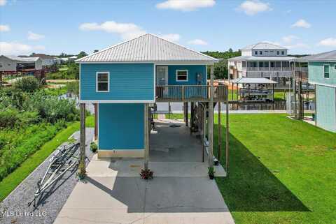 4032 Bank Street, Bay Saint Louis, MS 39520