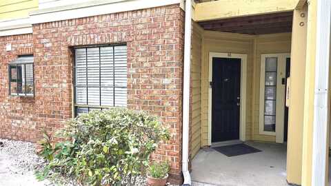 8630 MALLARD RESERVE DRIVE, TAMPA, FL 33614