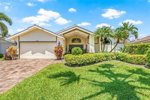 5270 WHITE SAND CIRCLE NE, Saint Petersburg, FL 33703