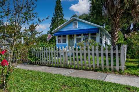 401 E 9TH AVENUE, MOUNT DORA, FL 32757