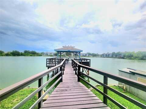 11485 OAKHURST ROAD, LARGO, FL 33774