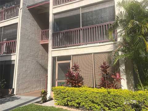 8602 CHAMPLAIN COURT, TAMPA, FL 33614