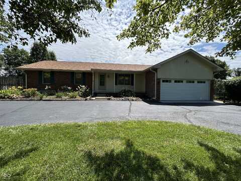 4675 N Riverside Drive, Columbus, IN 47203