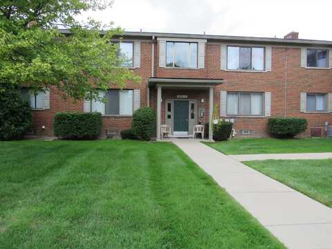 32700 Harper, Saint Clair Shores, MI 48082
