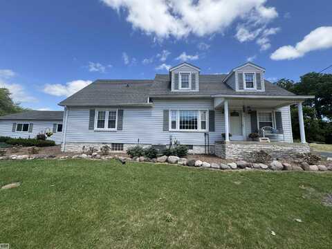 53870 Fairchild, Macomb, MI 48042