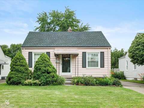 19333 Woodside, Harper Woods, MI 48225