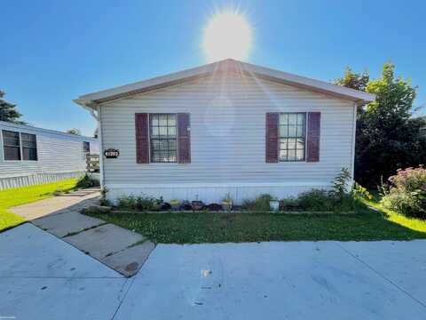 48593 Sandifer, Shelby, MI 48317