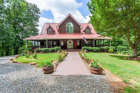 6670 Highway 294, MURPHY, NC 28906