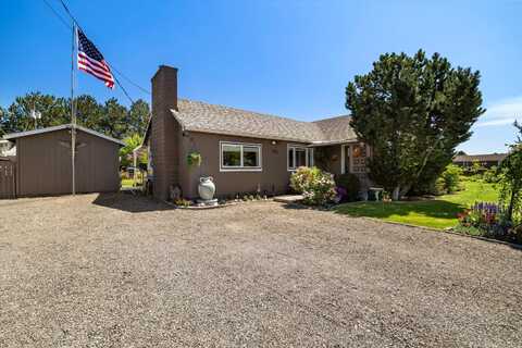 711 SW 3rd Street, Madras, OR 97741