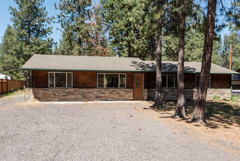18898 Tuscarora Lane, Bend, OR 97702