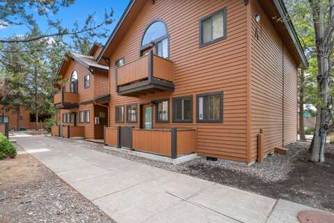 56856 Enterprise Drive, Sunriver, OR 97707