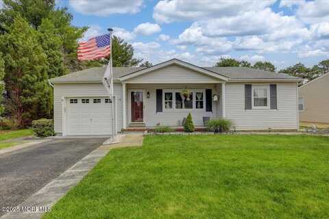 24 Rutland Drive, Toms River, NJ 08757