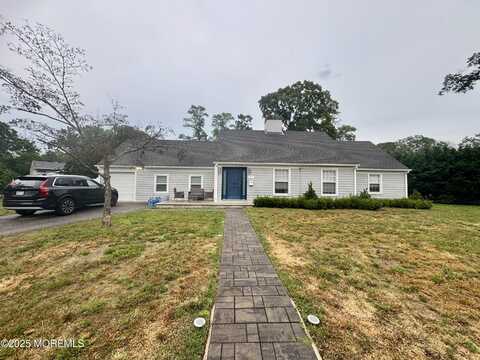 11 Bauer Avenue, Oakhurst, NJ 07755
