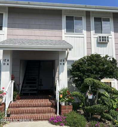 50 Valentine Street, Monmouth Beach, NJ 07750