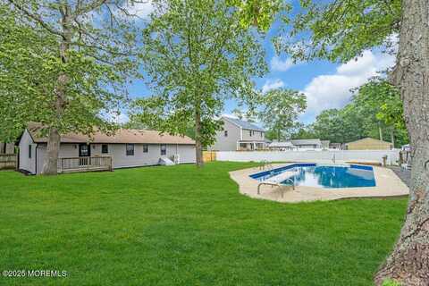 356 Railroad Avenue, Bayville, NJ 08721