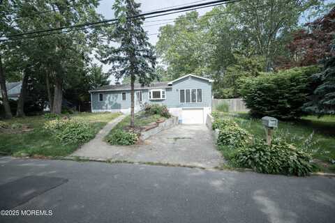 585 Shady Lane, Toms River, NJ 08753
