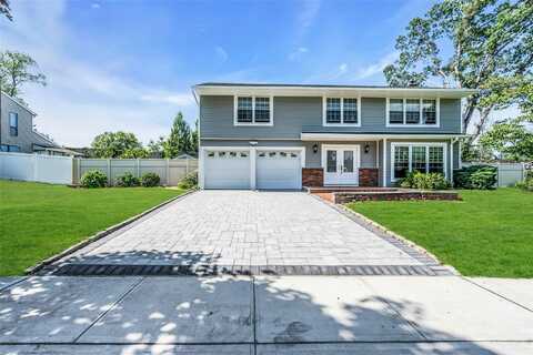 44 Apple Tree Drive, Hauppauge, NY 11788