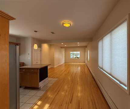 512 E Penn Street, Long Beach, NY 11561