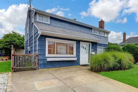 25 Pinehurst Street, Lido Beach, NY 11561