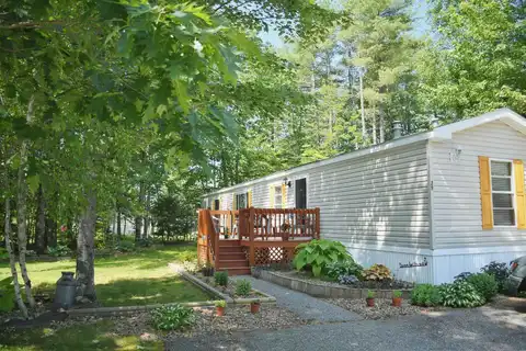 29 Ashleigh Lane, Standish, ME 04084