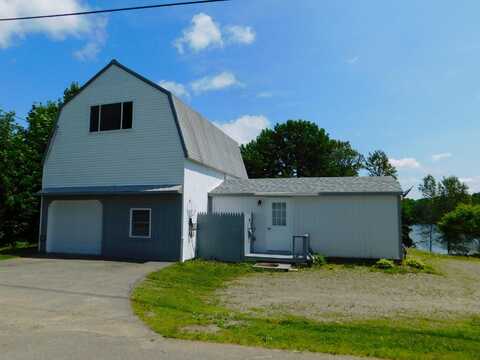 208 Fern Road, Dexter, ME 04930
