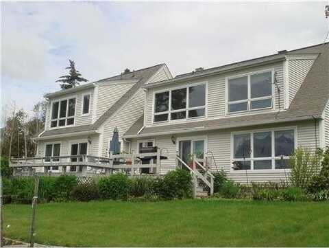 131 E Main Street, Searsport, ME 04974