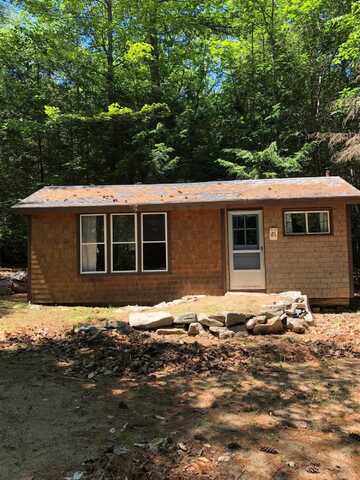 18 Peterson Lane, Brunswick, ME 04011