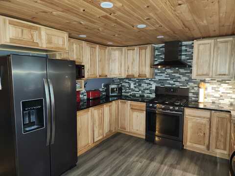 19 Resh Road, Searsport, ME 04974
