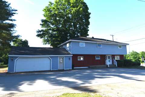 5 Park Avenue, Newport, ME 04953