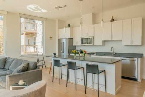 167 Newbury Street, Portland, ME 04101