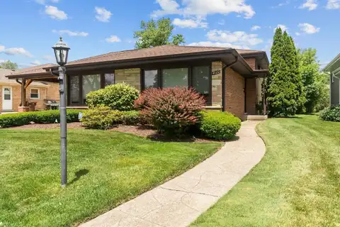 undefined, Skokie, IL 60076