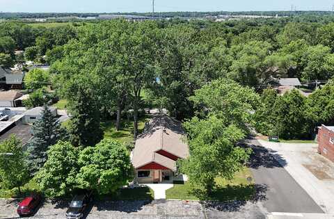 8420 Archer Avenue, Willow Springs, IL 60480