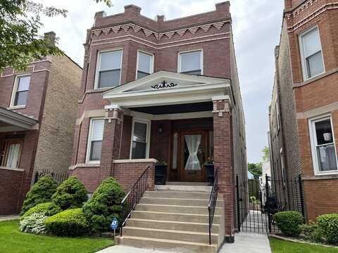 3735 W BELDEN Avenue, Chicago, IL 60647