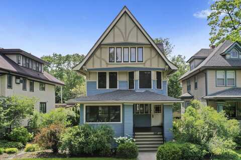 237 S ELMWOOD Avenue, Oak Park, IL 60302
