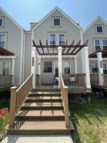 219 N Walnut Street, Bensenville, IL 60106