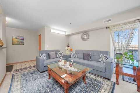 1460 FAIRLANE Drive, Schaumburg, IL 60193