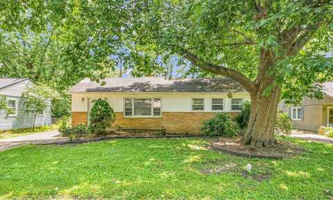 711 Balboa Road, Champaign, IL 61820